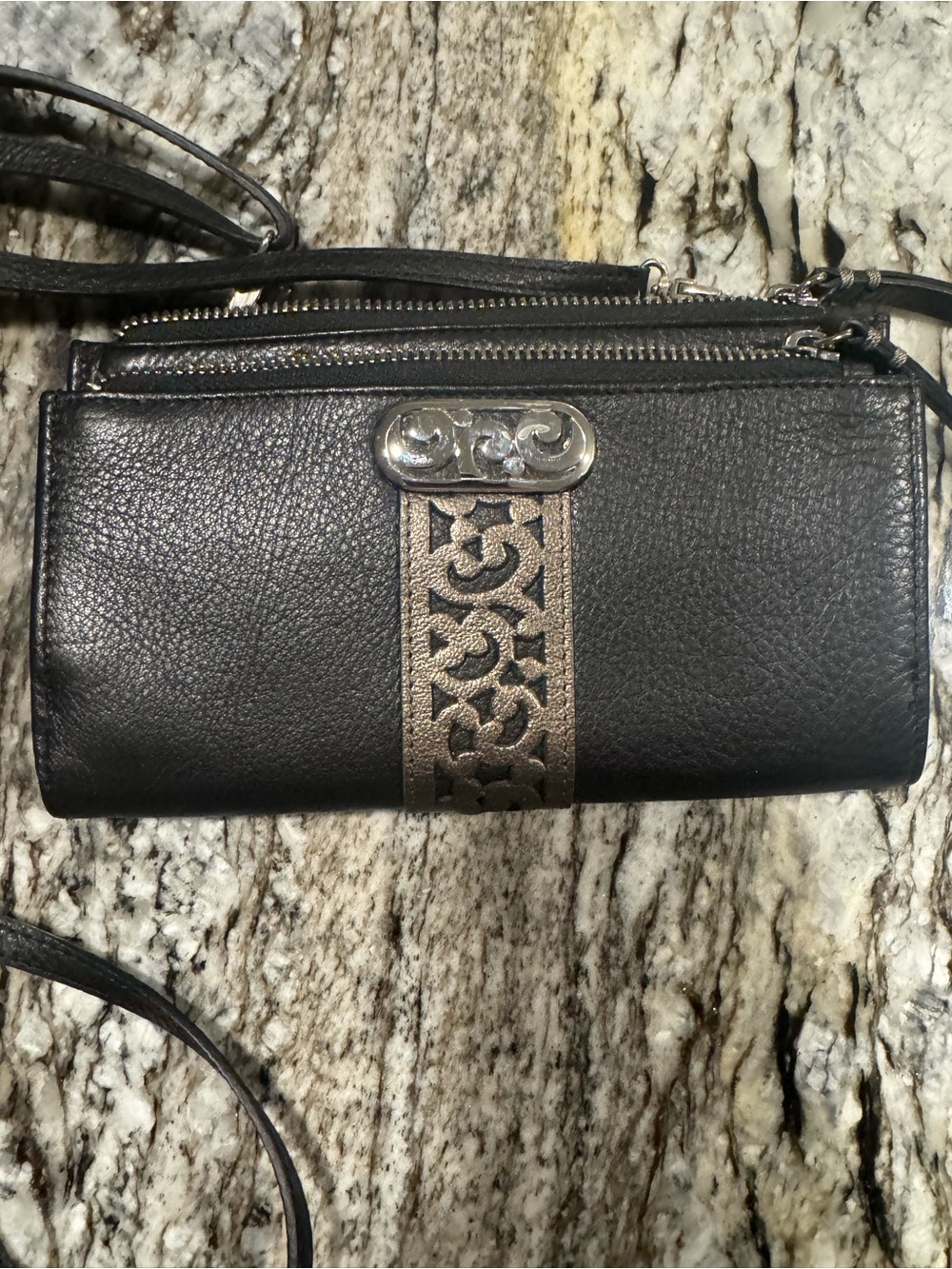 Retired Brighton Logo Women's Leather Wallet Bag with Zip and Magnetic closure